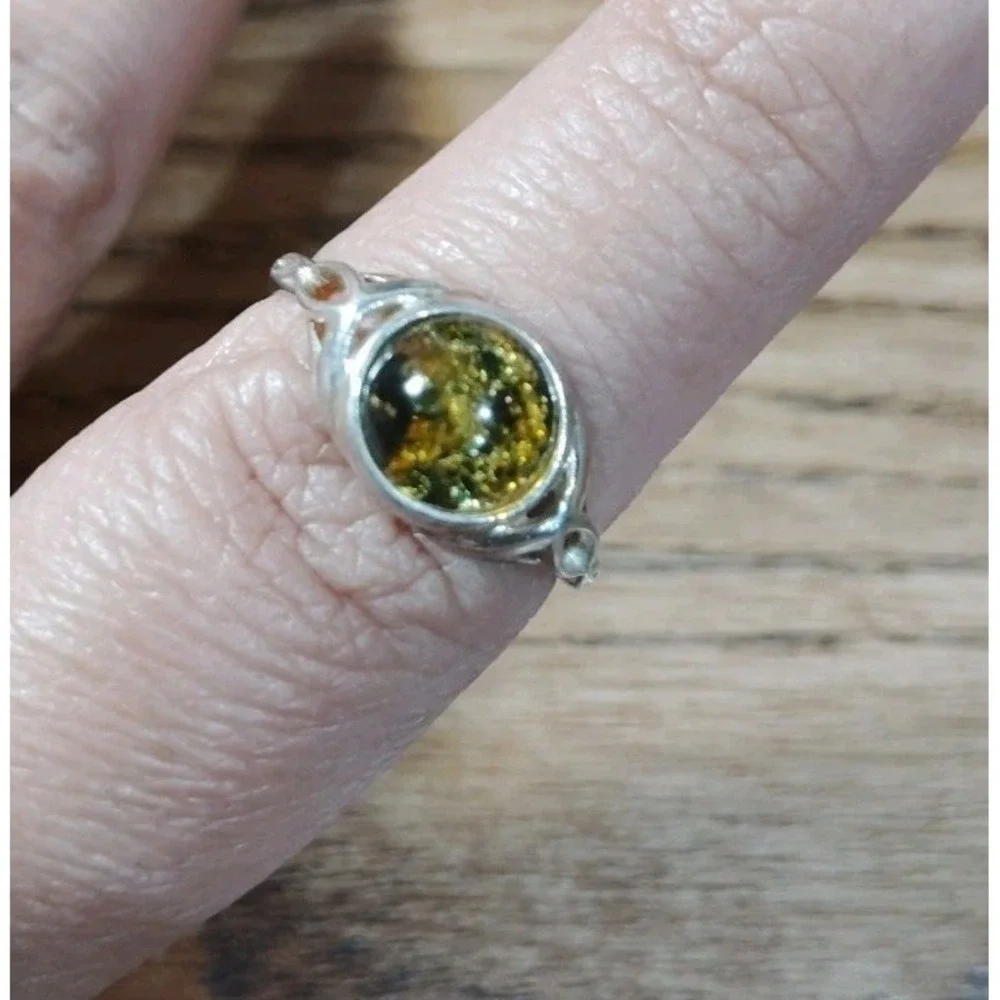Round Green BALTIC AMBER Ring 925 STERLING SILVER Sz 7